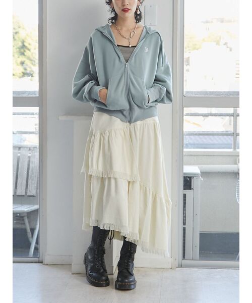 jouetie（ジュエティ）の「バタフライプリントフーディー（パーカー・レディース・ブラック/ブルー/アイボリー・MEDIUM）」の22枚目の写真