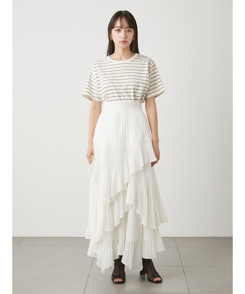 SNIDEL（スナイデル）の「ワンポイントカットトップス（Tシャツ/カットソー・レディース・ホワイト/ブラック/ベージュ・FREE）」の5枚目の写真