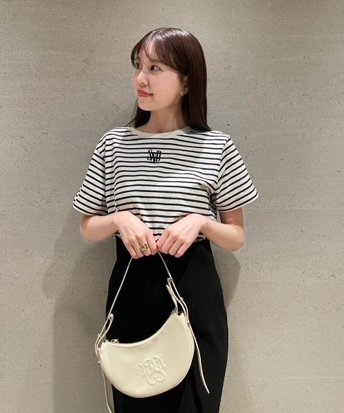 SNIDEL（スナイデル）の「ワンポイントカットトップス（Tシャツ/カットソー・レディース・ホワイト/ブラック/ベージュ・FREE）」の15枚目の写真