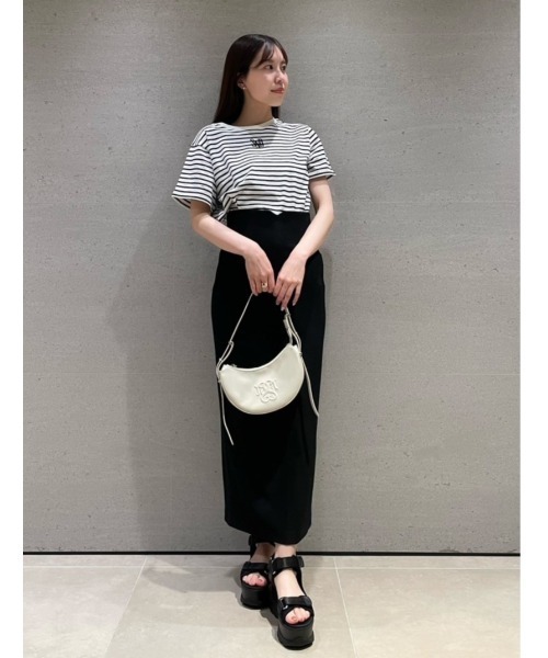 SNIDEL（スナイデル）の「ワンポイントカットトップス（Tシャツ/カットソー・レディース・ホワイト/ブラック/ベージュ・FREE）」の17枚目の写真