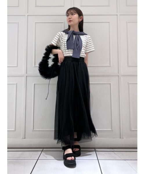 SNIDEL（スナイデル）の「ワンポイントカットトップス（Tシャツ/カットソー・レディース・ホワイト/ブラック/ベージュ・FREE）」の21枚目の写真