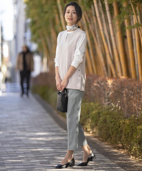 J.PRESS（ジェイプレス）の「【洗える】シャークスキン テーパード パンツ（その他パンツ・レディース・ネイビー系/スモーキーグリーン系/ライトグレー系・7/9/11/13）」の5枚目の写真