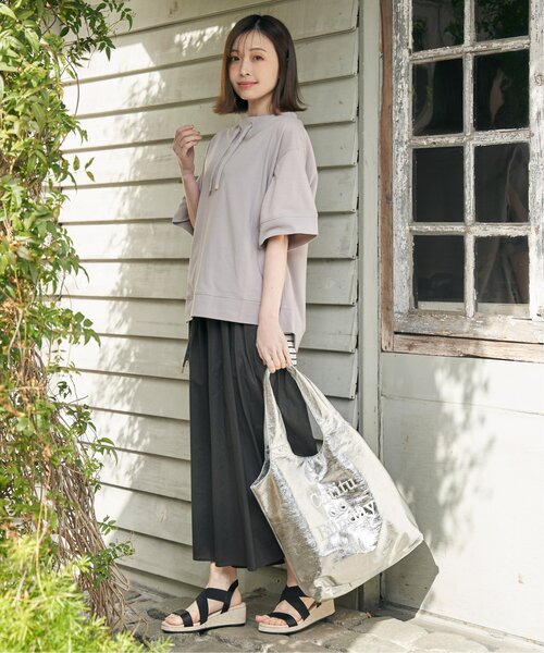 ikka（イッカ）の「ウェッジラバーベルトサンダル（サンダル・レディース・ブラック/ブラウン/オフホワイト・M/L）」の22枚目の写真