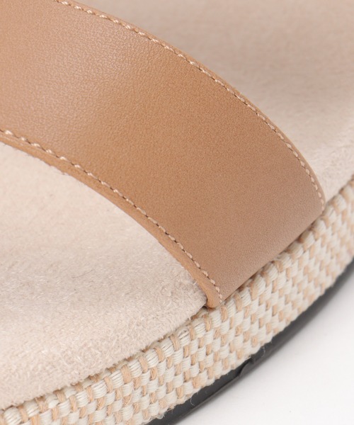 ikka（イッカ）の「ウェッジラバーベルトサンダル（サンダル・レディース・ブラック/ブラウン/オフホワイト・M/L）」の5枚目の写真