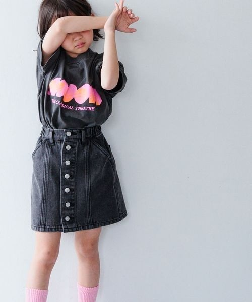 LOWRYS FARM（ローリーズファーム）の「ＢＩＧネオンＴＥＥ　103008（Tシャツ/カットソー・キッズ・ホワイト/グレー/ブルー/チャコール/ピンク/グレー系その他/グレー系その他2/ブラック・110cm/120cm/130cm/140cm/150cm）」の3枚目の写真