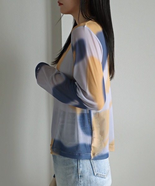 COURO（コウロ）の「アート柄ロングスリーブシアーＴシャツ（Tシャツ/カットソー・レディース・ブルー系/グリーン系/ピンク/ブルーグレー/パープル系/グレー系・M/L）」の15枚目の写真