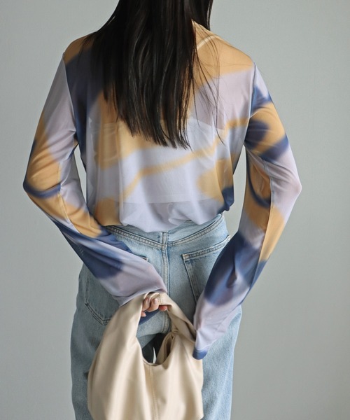 COURO（コウロ）の「アート柄ロングスリーブシアーＴシャツ（Tシャツ/カットソー・レディース・ブルー系/グリーン系/ピンク/ブルーグレー/パープル系/グレー系・M/L）」の9枚目の写真