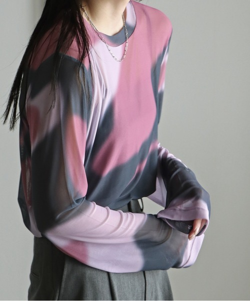 COURO（コウロ）の「アート柄ロングスリーブシアーＴシャツ（Tシャツ/カットソー・レディース・ブルー系/グリーン系/ピンク/ブルーグレー/パープル系/グレー系・M/L）」の17枚目の写真