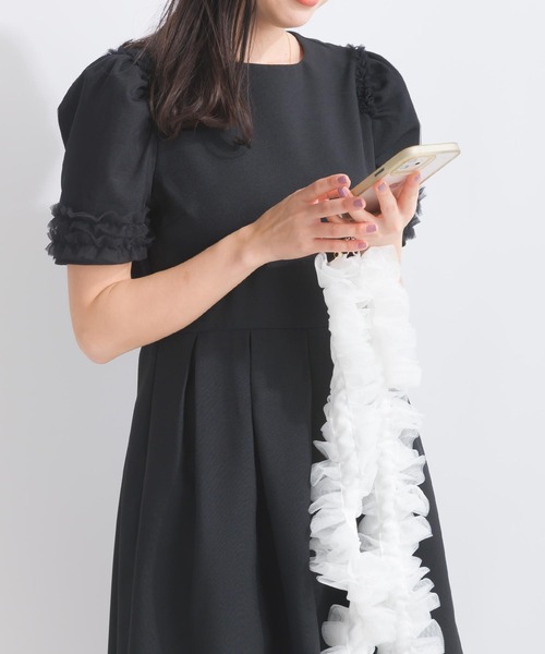 PICCIN（ピッチン）の「チュールフリルスマホショルダー（スマホケース/カバー・レディース・ホワイト/ブラック/グレー・FREE）」の9枚目の写真