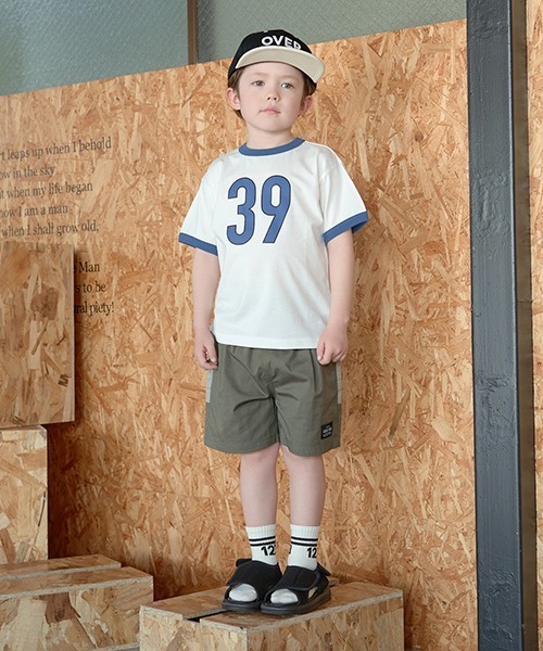 b・ROOM（ビールーム）の「【型崩れしないやわらかコットン】ナンバリングリンガーTシャツ（Tシャツ/カットソー・キッズ・ブルー/バイオレット/ブラック/グリーン/マスタード・120cm/130cm/150cm/110cm/140cm/100cm）」の17枚目の写真