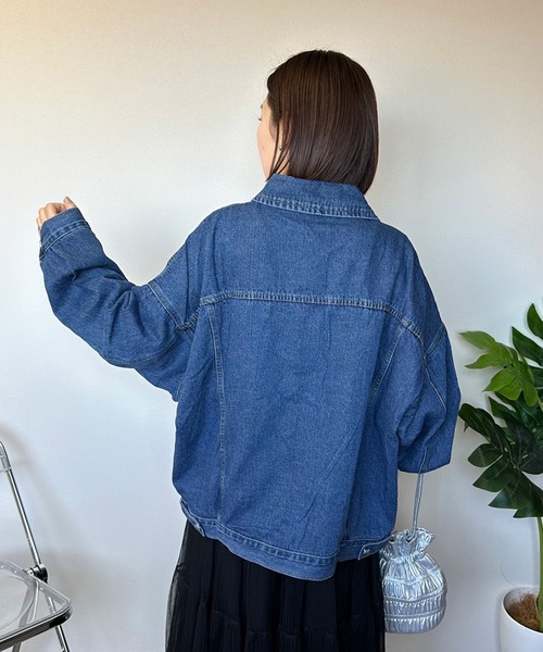 CRB(シーアールビー)の「ビッグデニムGジャン(デニムジャケット・レディース・ブルー・F)」の4枚目の写真