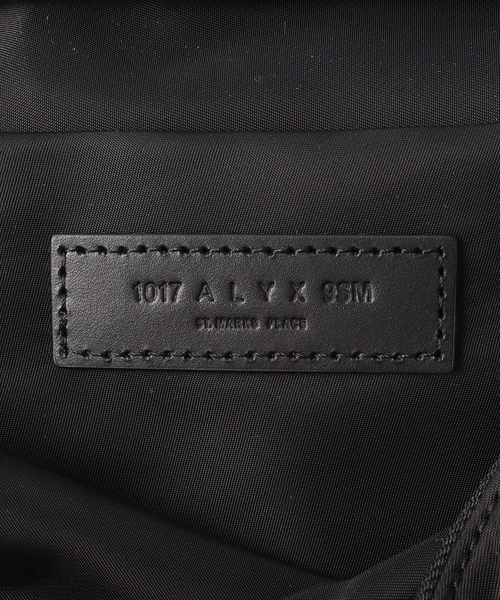 1017 ALYX 9SM(アリクス)の「【1017 ALYX 9SM / 017 アリクス 9SM】BELT BAG - X(ショルダーバッグ・メンズ・ブラック・FREE)」の11枚目の写真