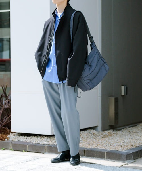 SENSE OF PLACE by URBAN RESEARCH（センスオブプレイスバイアーバンリサーチ）の「『イージーケア/セットアップ対応』ダブルタックテーパードスラックス（スラックス・メンズ・ブラック/ライトベージュ/グレー/ブルー/ベージュ/チャコールグレー・SMALL/MEDIUM/LARGE）」の17枚目の写真