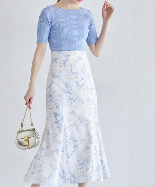 tocco closet(トッコ クローゼット)の「バックレースアップラインフラワープリントマーメイドスカート(スカート・レディース・ピンク/ブルー・M)」の6枚目の写真