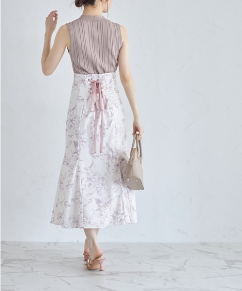 tocco closet(トッコ クローゼット)の「バックレースアップラインフラワープリントマーメイドスカート(スカート・レディース・ピンク/ブルー・M)」の12枚目の写真