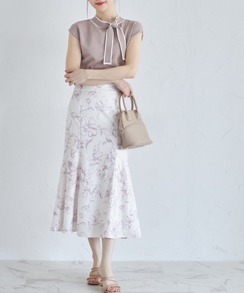 tocco closet(トッコ クローゼット)の「バックレースアップラインフラワープリントマーメイドスカート(スカート・レディース・ピンク/ブルー・M)」の15枚目の写真