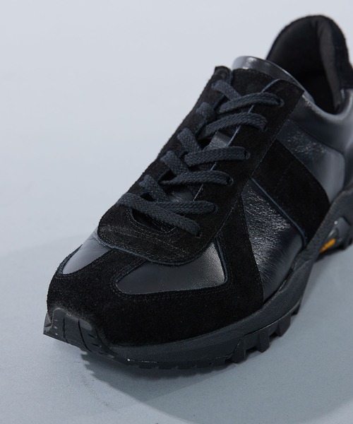 UNITED TOKYO(ユナイテッドトウキョウ)の「Vibram ジャーマントレーナー(スニーカー・メンズ・ブラック・3/2/1)」の7枚目の写真