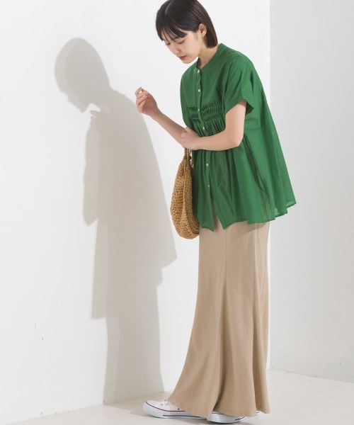 OMNES(オムネス)の「コットンボイルタックギャザーシャツ半袖(シャツ/ブラウス・レディース・ホワイト/ブラック/ベージュ/グリーン/マスタード/ブラウン系その他/グリーン系その他/ブルー・FREE)」の15枚目の写真