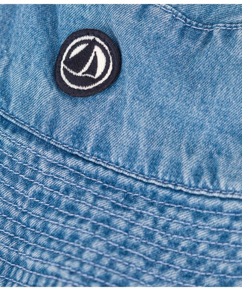 PETIT BATEAU（プチバトー）の「デニムクロシェ（ハット・キッズ・ブルー・6MONTH/18MONTH/36MONTH）」の2枚目の写真