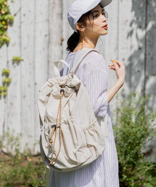 studio CLIP（スタディオクリップ）の「ナイロンドロストリュック（バックパック/リュック・レディース・チャコール/オフホワイト・FREE）」の5枚目の写真