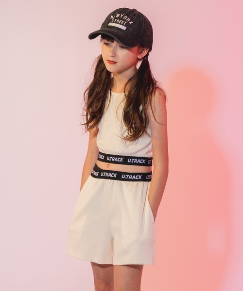 URBAN CHERRY（アーバンチェリー）の「【U.TRACK】ロゴテープデザインリブショートパンツ（その他パンツ・キッズ・ブラック/アイボリー・110cm/120cm/130cm/140cm/150cm）」の4枚目の写真