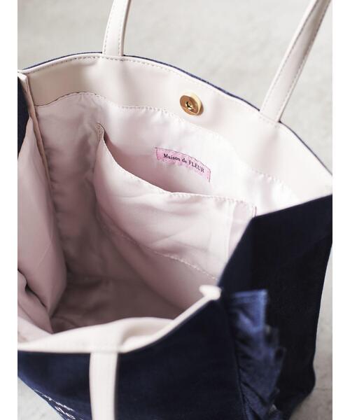 Maison de FLEUR（メゾンドフルール）の「デニムフリルトートバッグ（トートバッグ・レディース・インディゴブルー/ライトブルー・FREE）」の17枚目の写真