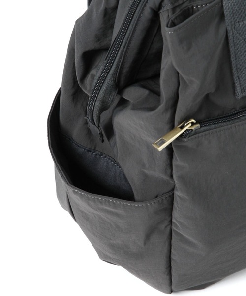 studio CLIP（スタディオクリップ）の「12ポケット口金リュック（バックパック/リュック・レディース・チャコール/カーキ/ベージュ・FREE）」の21枚目の写真
