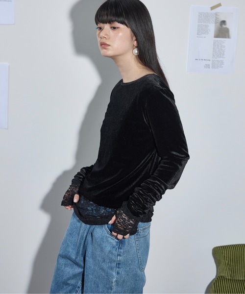 ohga ベロアトップス　美品♡ シャーリングカフベロアフィンガーホールトップス（Tシャツ