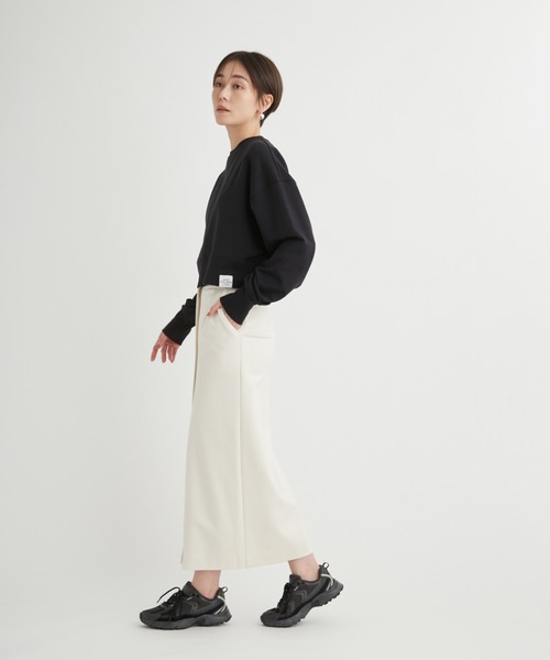 emmi ecoジャージーlラインスカート BLK 0 emmi（エミ）の「eco ジャージーIラインスカート（スカート