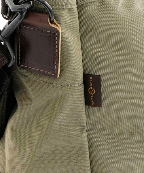 STANDARD SUPPLY（スタンダードサプライ）の「アーツアンドクラフツ / CORDURA SPAN コーデュラスパン / HUNTING SHOULDER M ハンティングショルダーM（ショルダーバッグ・メンズ・ダークベージュ/ブラック・FREE）」の7枚目の写真