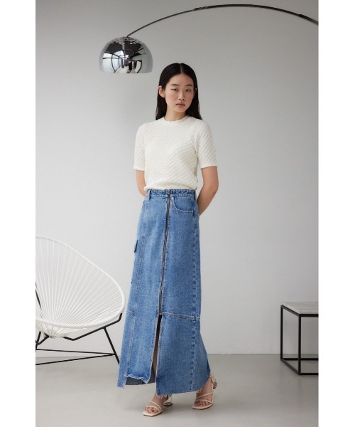 AZUL by moussy（アズールバイマウジー）の「96ケミカルウォッシュロングカーゴスカート（デニムスカート・レディース・ブラック/ブルー・SMALL/MEDIUM）」の20枚目の写真