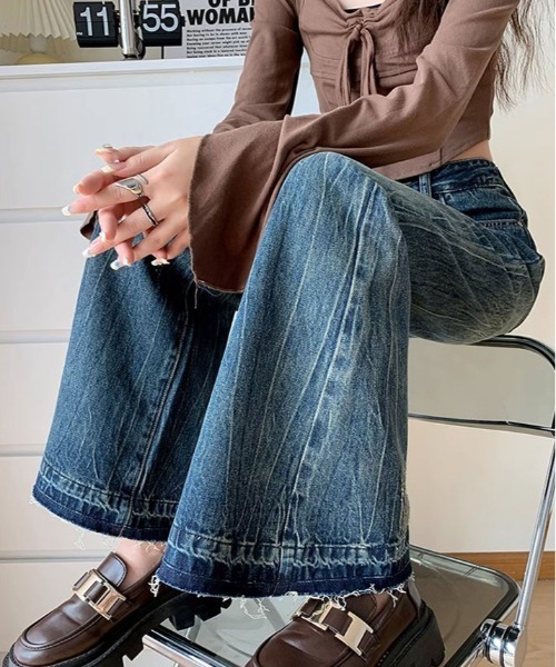 kirakiraShop(キラキラショップ)の「カットオフ ハイウエスト セミ バギー デニム(デニムパンツ・レディース・ブルー・S/M/L)」の6枚目の写真