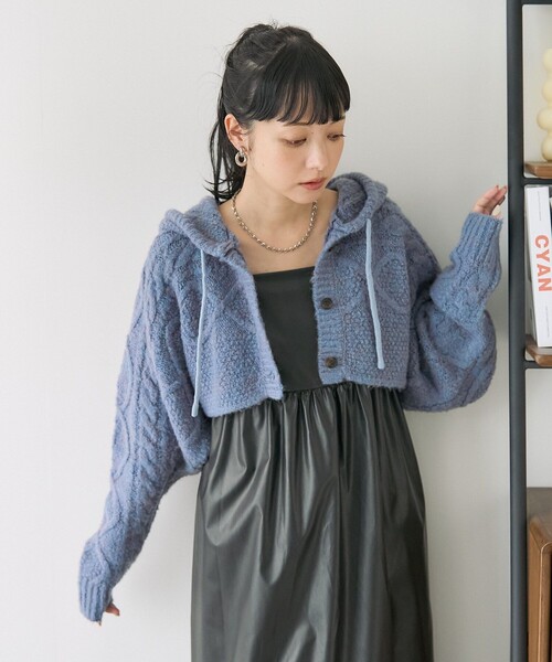 FREAK'S STORE（フリークスストア）の「ニットパーカーボレロ（ニット/セーター・レディース・グレー/サックスブルー/オフホワイト・ﾌﾘ-）」の3枚目の写真