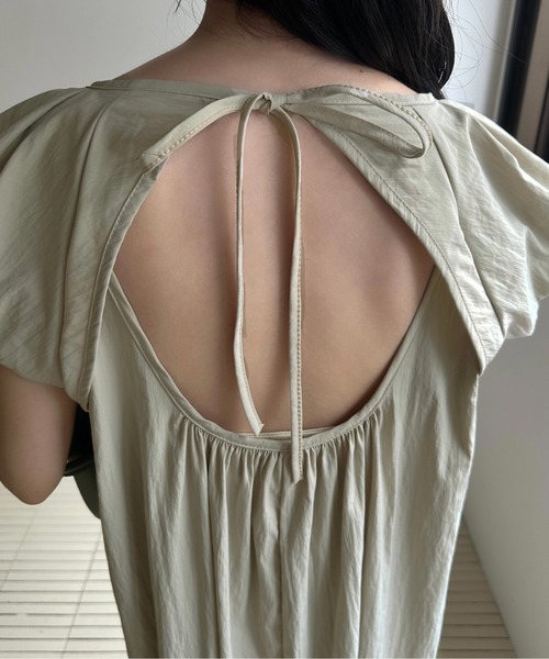 lawgy(ラウジー)の「back open mini puff sleeve op / バックオープンミニパフスリーブワンピ(ワンピース・レディース・ホワイト/ブラック/ベージュ・FREE)」の9枚目の写真