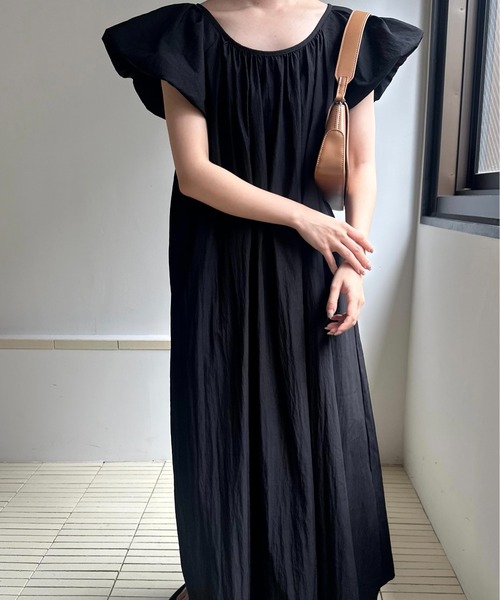 lawgy(ラウジー)の「back open mini puff sleeve op / バックオープンミニパフスリーブワンピ(ワンピース・レディース・ホワイト/ブラック/ベージュ・FREE)」の16枚目の写真