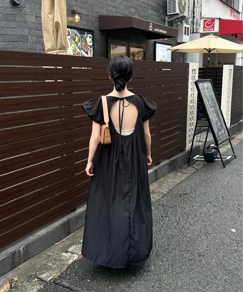 lawgy(ラウジー)の「back open mini puff sleeve op / バックオープンミニパフスリーブワンピ(ワンピース・レディース・ホワイト/ブラック/ベージュ・FREE)」の19枚目の写真