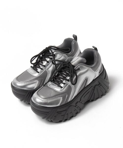 WEGO（ウィゴー）の「WEGO/ボリュームレースアップスニーカー（スニーカー・レディース・シルバー/ホワイト/その他1/ブラック・MEDIUM/LARGE）」の14枚目の写真