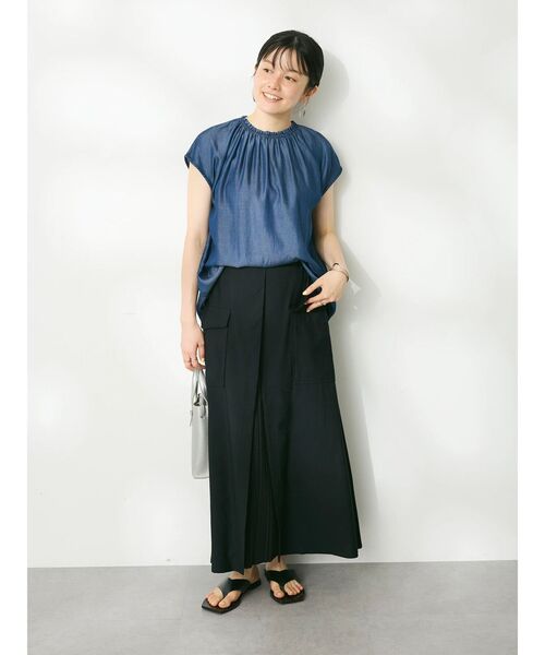 CRAFT STANDARD BOUTIQUE(クラフトスタンダードブティック)の「やわらかデニム風フレンチスリーブブラウス(シャツ/ブラウス・レディース・ブラック/インディゴブルー・FREE)」の17枚目の写真