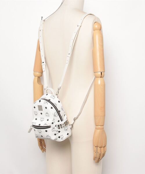 MCM（エムシーエム）の「Mini Stark バックパック - ヴィセトス（バックパック/リュック・メンズ・ホワイト/ピンク・ONE SIZE）」の9枚目の写真