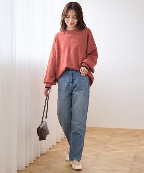 Viola e Viola(ヴィオラエヴィオラ)の「≪洗える≫もちもち ゆるニットプルオーバー(ニット/セーター・レディース・ベージュ/アイボリー/ブラック/グレイッシュブルー/レッド/カーキ・M/L/LL/5L/3L/4L)」の7枚目の写真