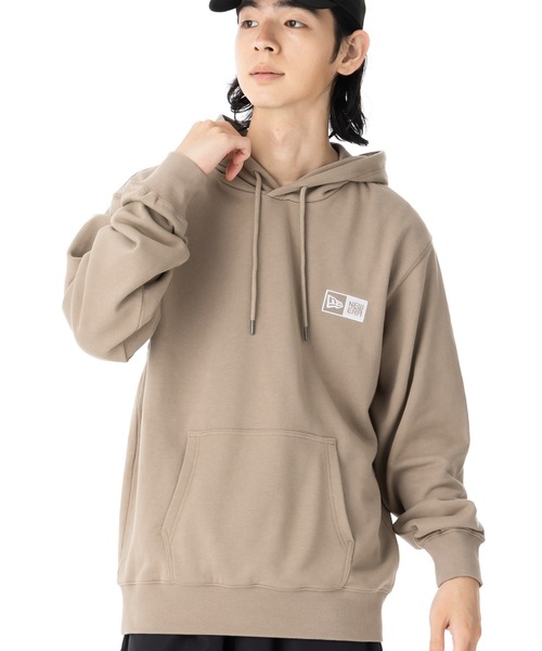 NEW ERA(ニューエラ)の「ニューエラ 長袖パーカー ボックスロゴ ONSPOTZ別注(パーカー・メンズ・グレー/ブラック/ストーン/ホワイト/グレー系その他/ネイビー/ベージュ/グレー系その他2/ピンク/グリーン/ブラウン・S/M/L/XL/XXL)」の8枚目の写真