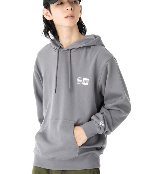 NEW ERA(ニューエラ)の「ニューエラ 長袖パーカー ボックスロゴ ONSPOTZ別注(パーカー・メンズ・グレー/ブラック/ストーン/ホワイト/グレー系その他/ネイビー/ベージュ/グレー系その他2/ピンク/グリーン/ブラウン・S/M/L/XL/XXL)」の5枚目の写真