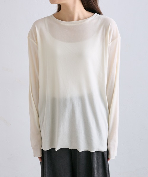 PUAL CE CIN(ピュアルセシン)の「ナイロンチュールベロアクルーネックトップス(Tシャツ/カットソー・レディース・アイボリー/グレー・FREE)」の13枚目の写真