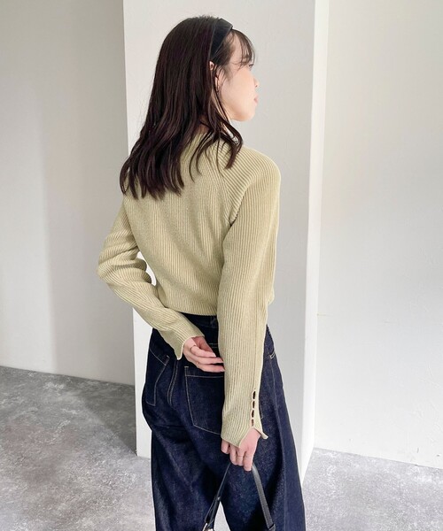 fredy emue（フレディエミュ）の「コンフォートニットリブハイネックプルオーバー（その他トップス・レディース・チャコールグレー/ミント/イエロー/アイボリー・38）」の14枚目の写真