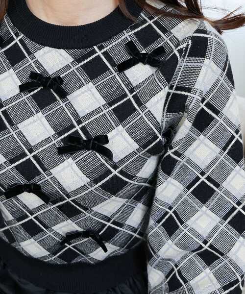 MAJESTIC LEGON（マジェスティックレゴン）の「プチリボンチェックニット（ニット/セーター・レディース・ブラック系その他/ホワイト系その他2/ベージュ系その他2・MEDIUM）」の17枚目の写真