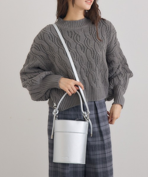 TREASURE TOPKAPI(トレジャートプカピ)の「【TREASURE TOPKAPI / トレジャー トプカピ】ベロアシリンダーバッグ(ショルダーバッグ・レディース・モカ/シルバー・MEDIUM)」の16枚目の写真
