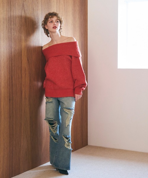 coca(coca)(コカ)の「【WEB限定セール】オフショルダーニット(ニット/セーター・レディース・チャコール/レッド・L/M)」の5枚目の写真