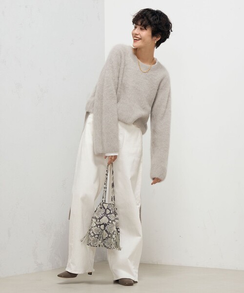 【セール】カシミヤ混後ろ開きクルーネックプルオーバーニット(ニット/セーター)|Rie Miller(リエミラー) 【セール】カシミヤ混後ろ開きクルーネックプルオーバーニット(ニット/セーター)|Rie Miller(リエミラー)