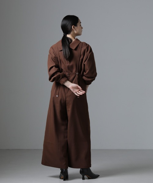 NANO universe（ナノユニバース）の「サロペットワイドパンツ（セットアップ可）（サロペット/オーバーオール・レディース・ブラウン/ベージュ/ブラック・FREE）」の17枚目の写真