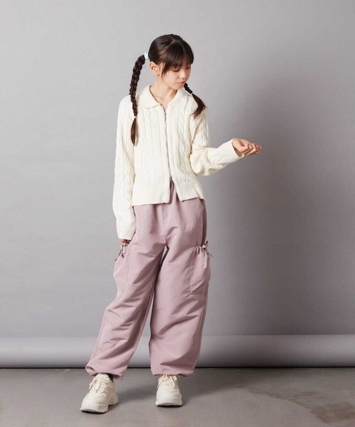 a.v.v（アーヴェヴェ）の「[140-150]襟付きダブルジップデザインニット（ニット/セーター・キッズ・アイボリー/ライトピンク・150/140）」の18枚目の写真